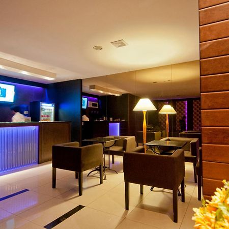 Grand Sakura Hotel Medan Exterior photo